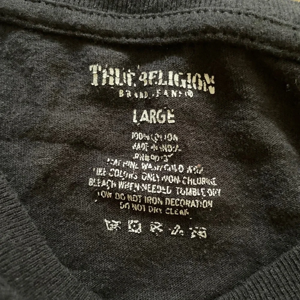 True Religion‎ Mens Large Black T-Shirt Gold Horseshoe Logo Short Sleeve Tee